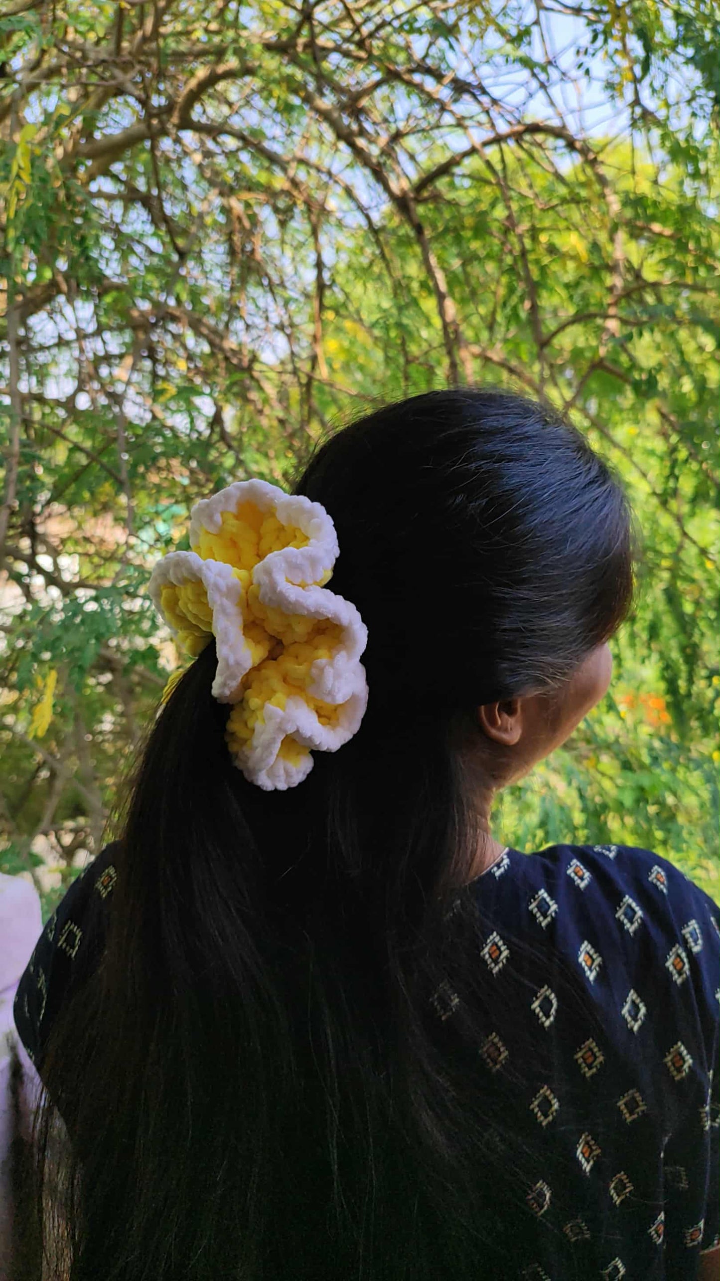 Sun-set yellow crochet srunchie